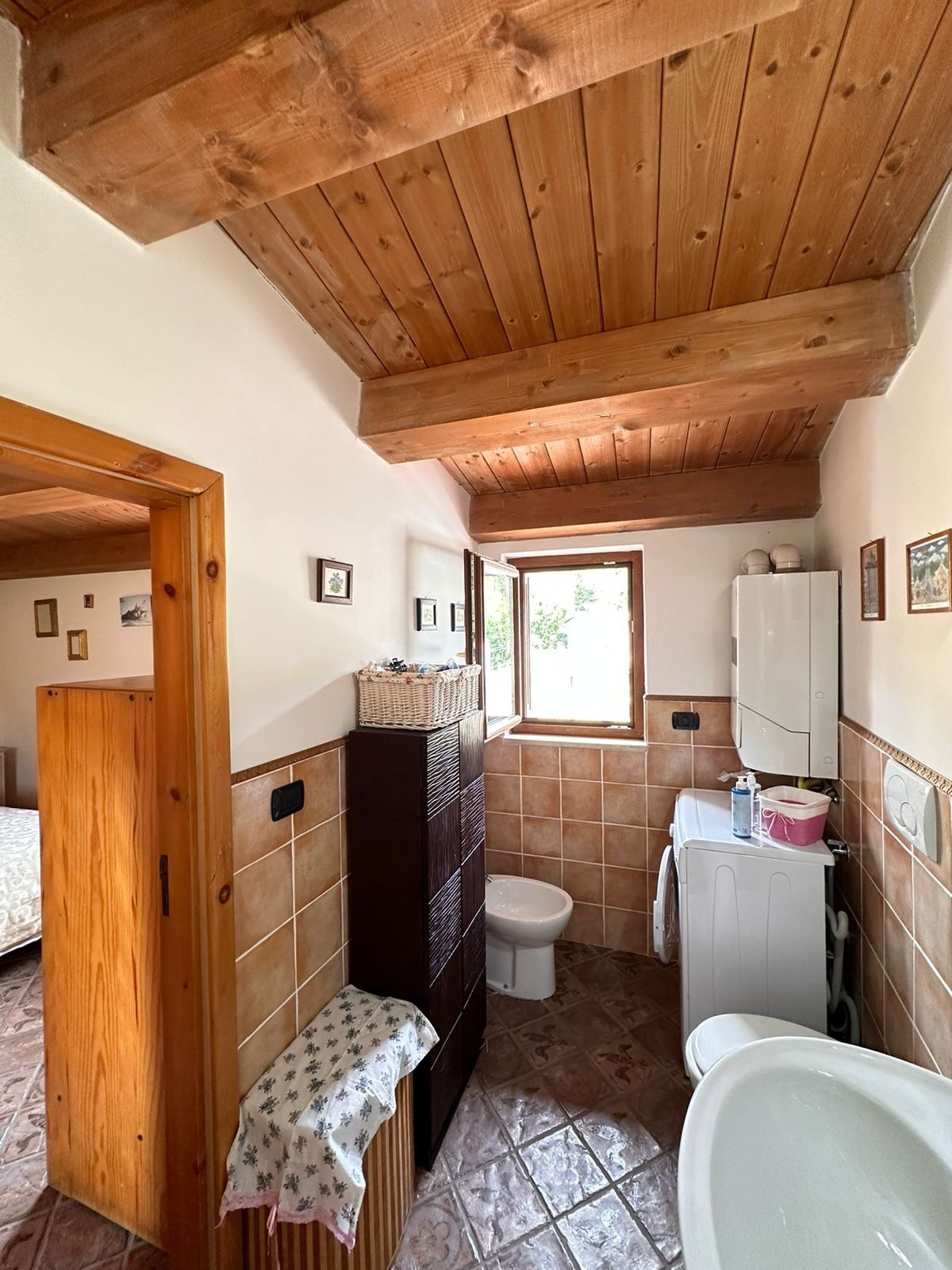 Camera al piano superiore con bagno